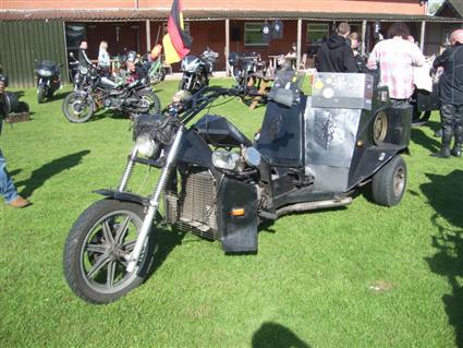 reliant trike