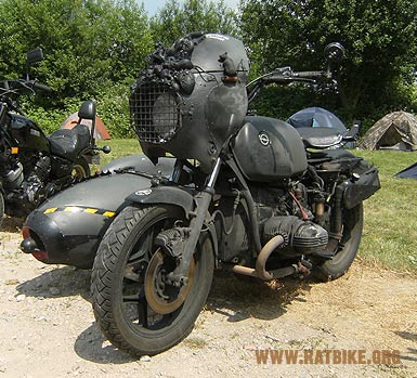 BMW-Motorrad mit Seitenwagen