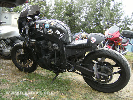 extreme suzuki gsxr 1100