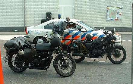 police car + rat bikes