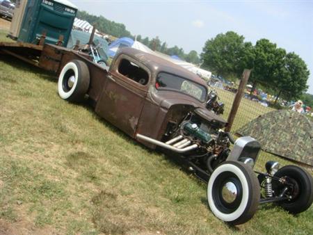 ratrod with trailer