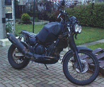 XTZ 750