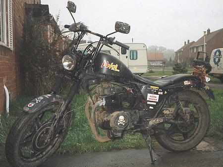 Jakes's Honda Superdream chop