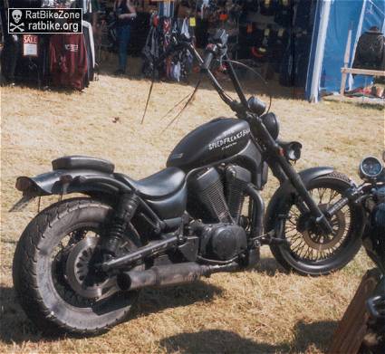 Suzuki Intruder