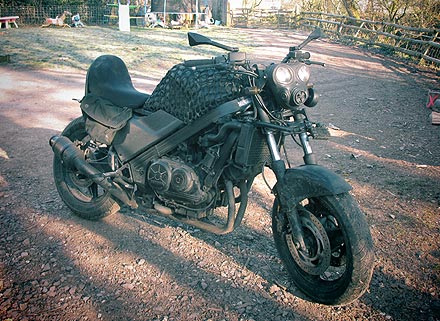 honda vfr750 streetfighter motorbike