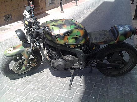 suzuki gs500 camoflage