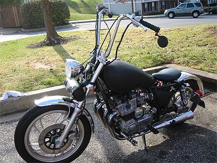 front quarter view of Yamaha bobber motorcycle