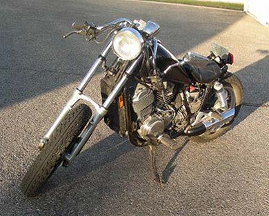 honda vt500 ratbike chopper frontal view