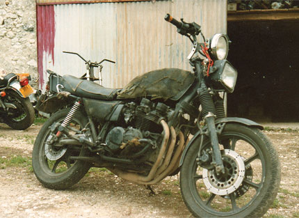 kawasaki gpz750 survival bike